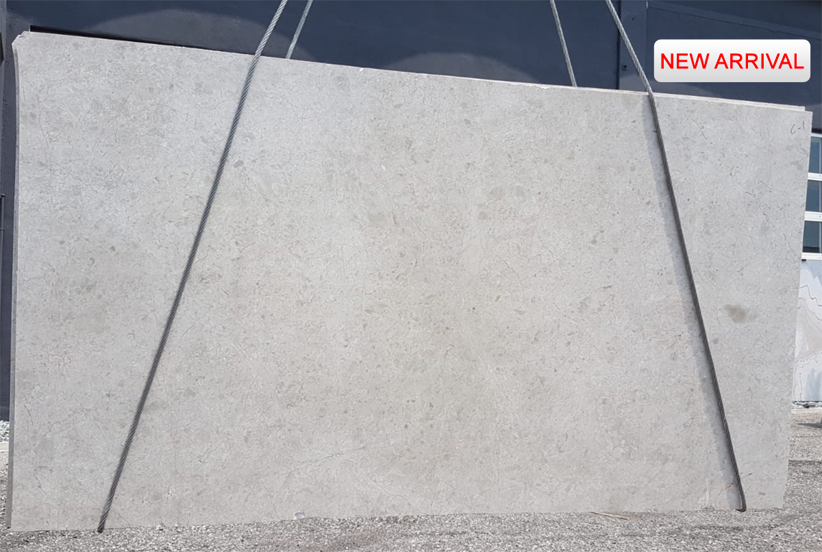 Oman White CMWA26618